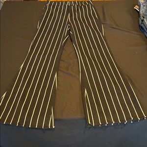 Stylish Blue Distressed Women Jeans